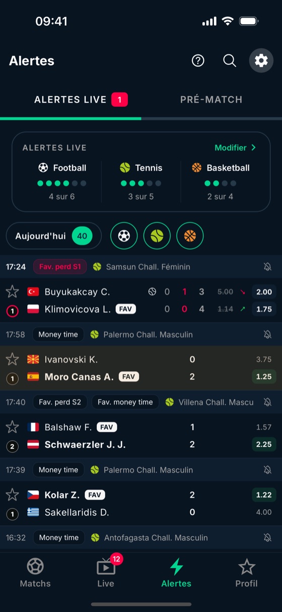 Alertes en direct dans BetClutch : favori mené au set 1 ou au set 2, avec le score et la cote en direct